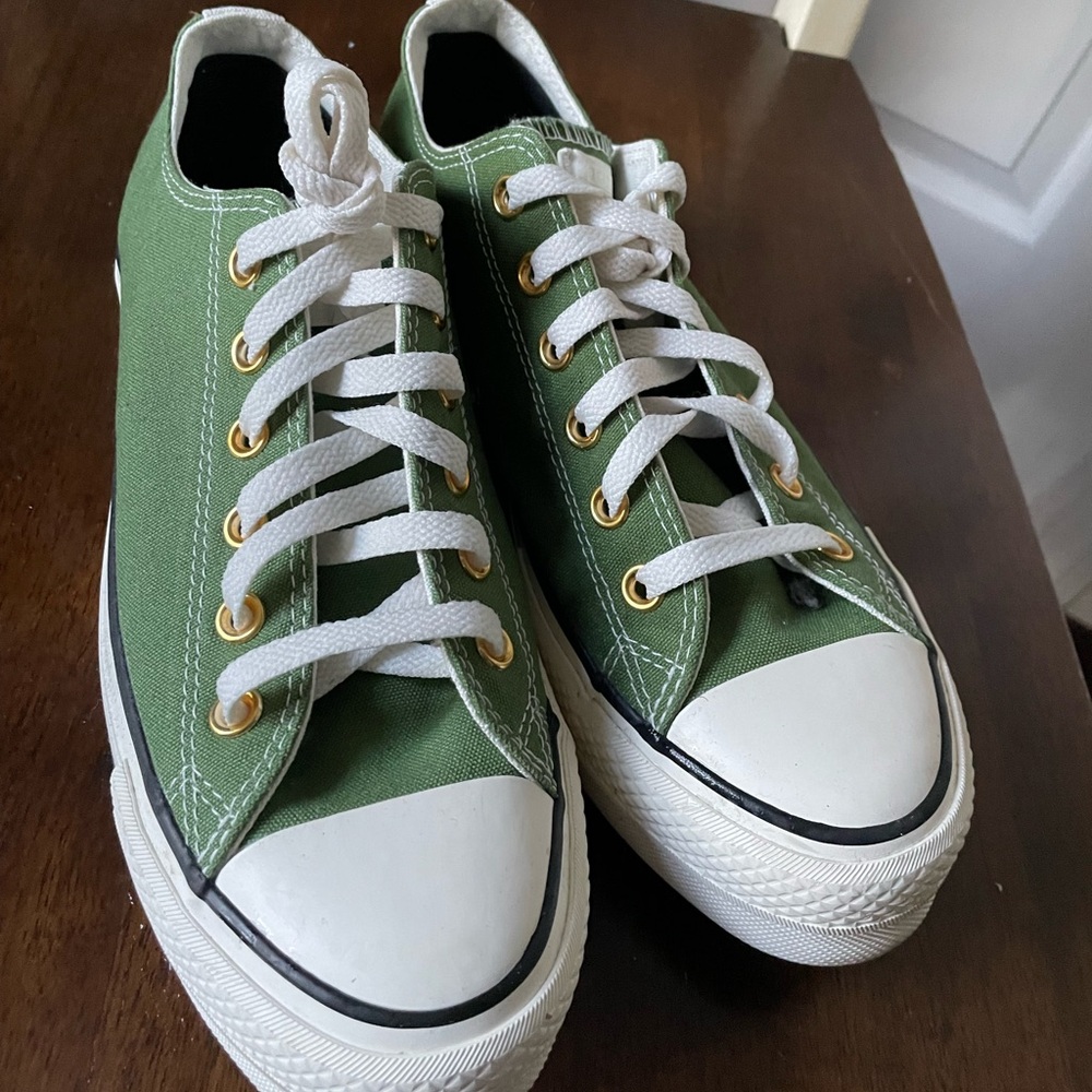 Converse by You Chuck Taylor All Star CTAS Lift Platform Low Women 9/Men 7